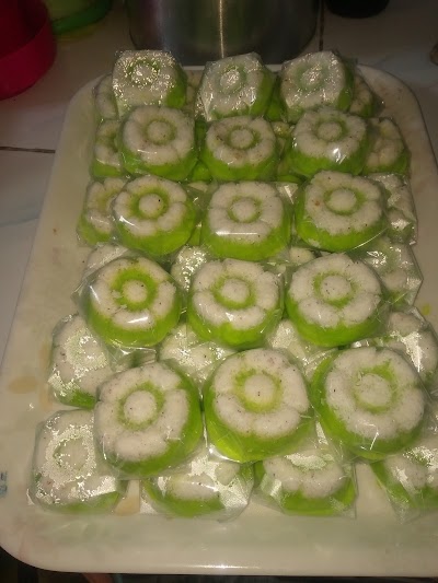 Photos of Ale"Brownies