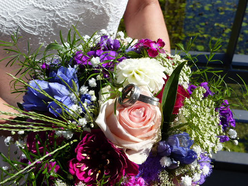 Blumenbinderei Flores - Thumbnail
