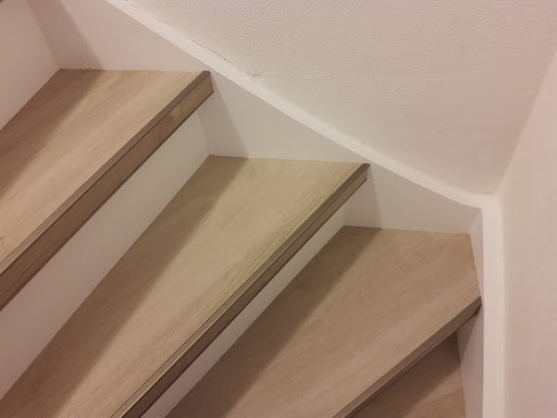 Woningstoffeerderij Van Veen