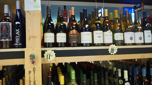 Trinity Liquors - Visual