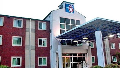 Motel 6 Newport, TN