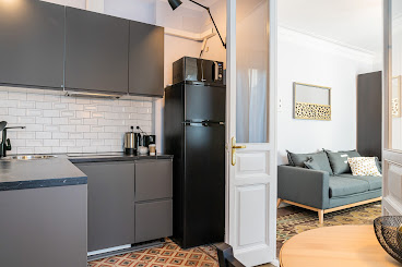 BEST APARTMENTS IN BARCELONA by null