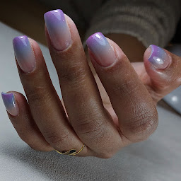 Photo n°5 de Dorine Nail Studio à Rezé (Institut de beauté)