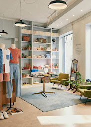 Photo n°4 de L'Atelier - Octobre Editions à Paris (Magasin de chaussures)