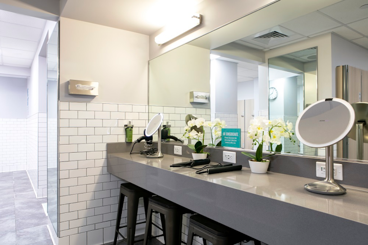 Crunch Fitness - Midtown East by null