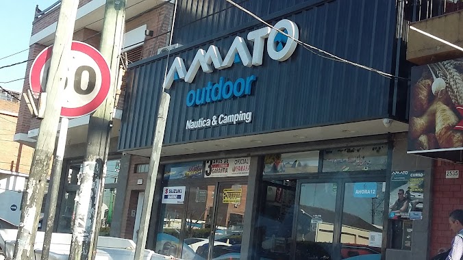 Amato Outdoor, Author: Walter Rolon