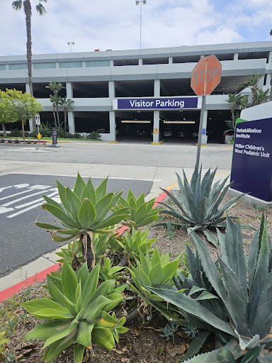 Visitor Parking - Long Beach Memorial Hospital