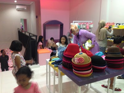 Photos of Twins Baby & Kids Shop