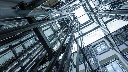 M.W.E. Moving World Elevator - Visual