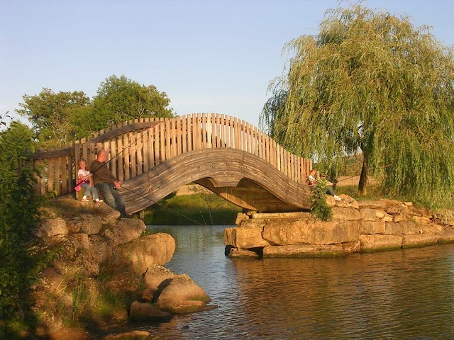 Camping L'etang Du Camp