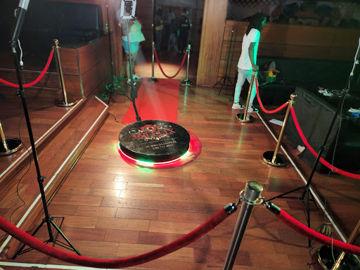 360 Photo booth Rental | 360FLIX - Thumbnail