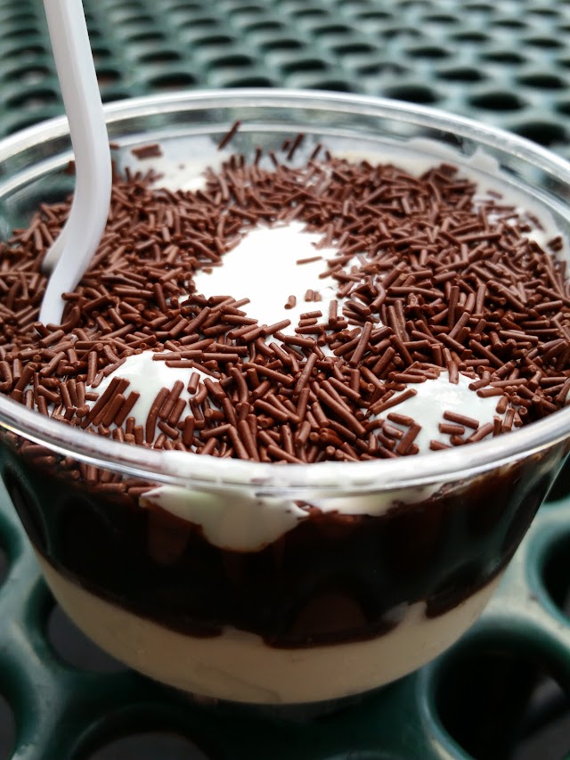 Gilles Frozen Custard