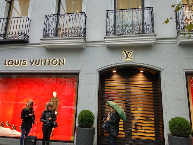 Mapstr Shopping Louis Vuitton Madrid Serrano LV Hotel Louis