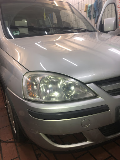 Auto Aufbereitung I & A - Thumbnail