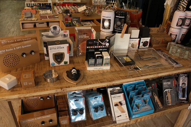 L'Ampoule Bleue Concept Store