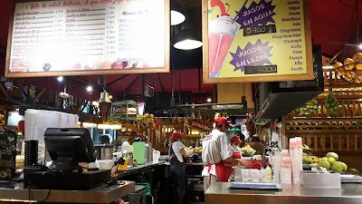 Photos of El Retiro Mall