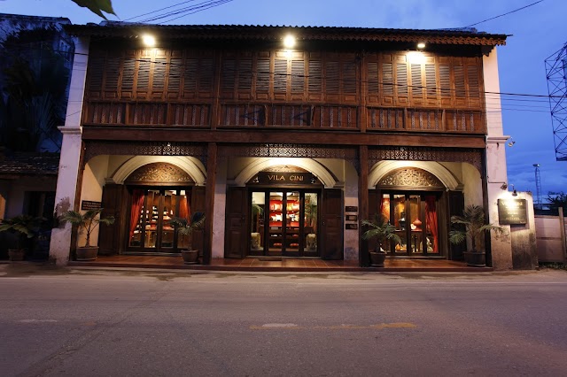 VILA CINI