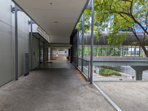 Elizabeth Quay Bus Station - Thumbnail