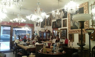 Photos of San Diego antiques