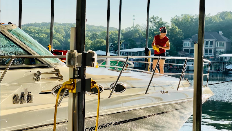 Annie’s Boat Detailing