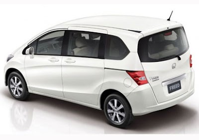 Photos of Rantal Mobil Margonda Free Driver