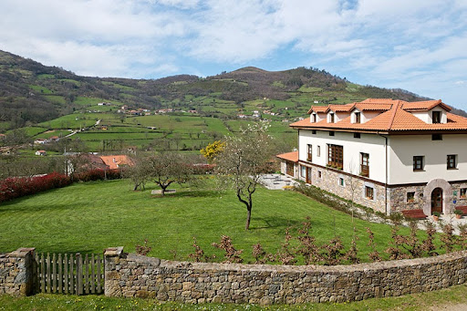 Hotel Rural Casa de la Veiga - Thumbnail