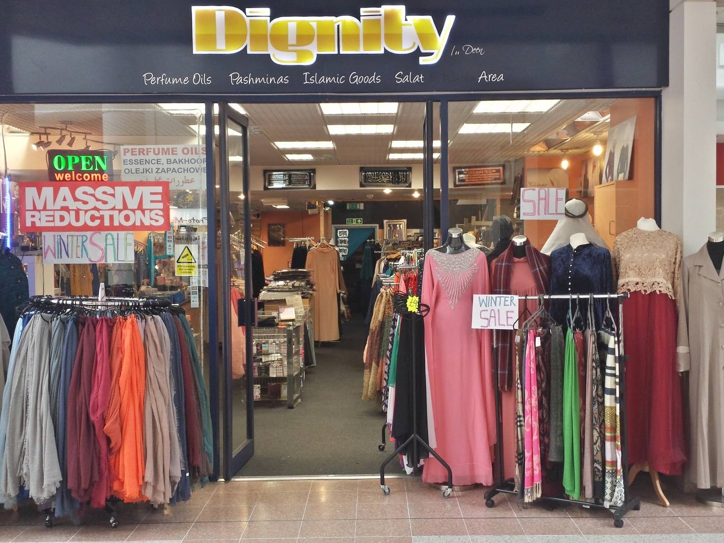 Dignity - Asian, Islamic Clothing, Perfumes, Gifts & Accessories - Bridal Fashion - photo 1