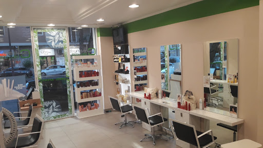 Jean Claude Paris- Coiffeur by Aveda