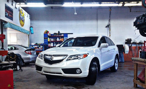 Selmi Garage - Visual