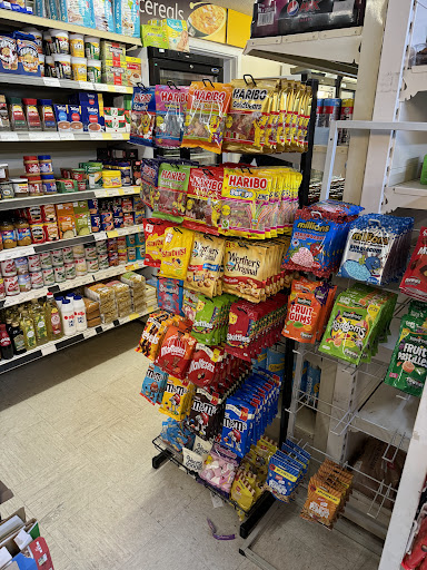 Adelaide Stores - Visual