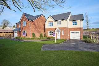 Laurus Homes Hollins Green - Sales Centre