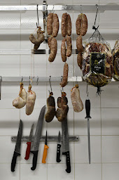 Photo n°6 de Maison Vilanova à Ille-sur-Têt (Boucherie-charcuterie)