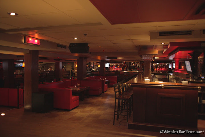 Winnie's Bar Restaurant by null