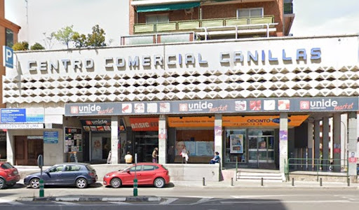 Centro comercial canillas