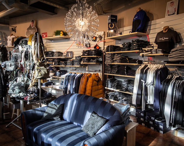 American Base, Jeans & Fashion US Shop