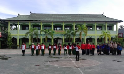 Photos of MTsN 1 Kapuas