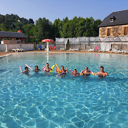 Photo n°4 de Ushuaïa Villages Camping Rives d'Olt et Aubrac à St Geniez d'Olt et d'Aubrac (Piscine)