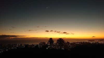 Tantalus Lookout - Puu Ualakaa State Park