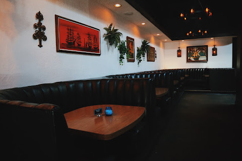 Low Tide Lounge