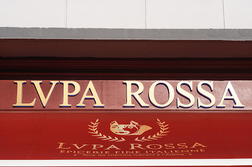 Lupa Rossa - Thumbnail