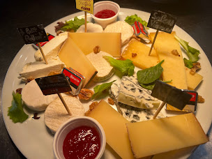 Photo n°17 de La Table à Tonton à Aragnouet (Restaurant)