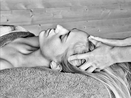 Beauty Academy On The Move