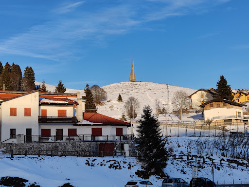 Parcheggio di Bocchetta Granezza di Lugo - Thumbnail