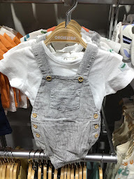 Photo n°20 de Orchestra GILLY SUR ISERE à Gilly-sur-Isère (Magasin de jouets)