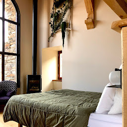 Photo n°5 de DOMAINE LE VERDIER Cévennes Lozère, Chambres d'hôtes, gîtes de groupe tout confort, piscine naturelle, spa, idéal familles à Saint-Michel-de-Dèze (Séminaire)