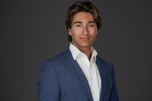 Santiago Sosa, Realtor