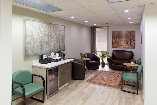 Dr. Laura Petrescu, MD Gallery - United States