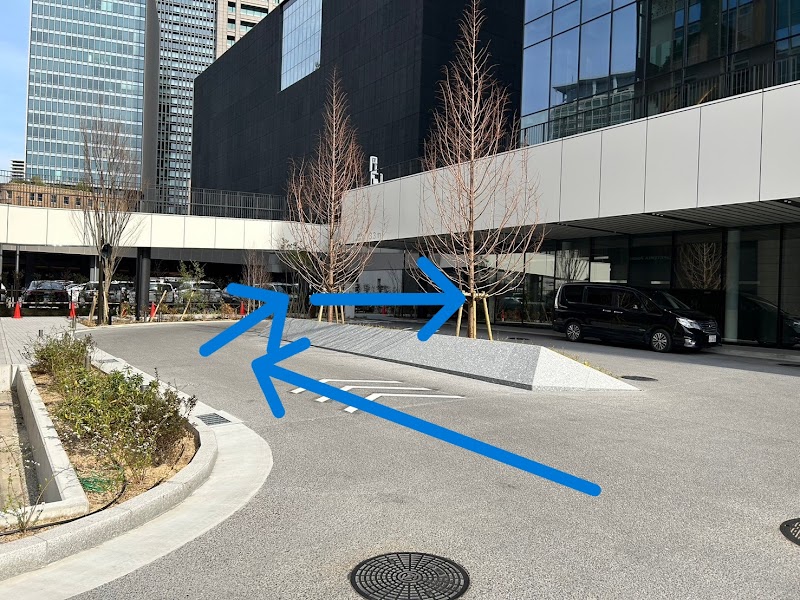 中之島クロス 駐車場 /(Nakanoshima Qross)