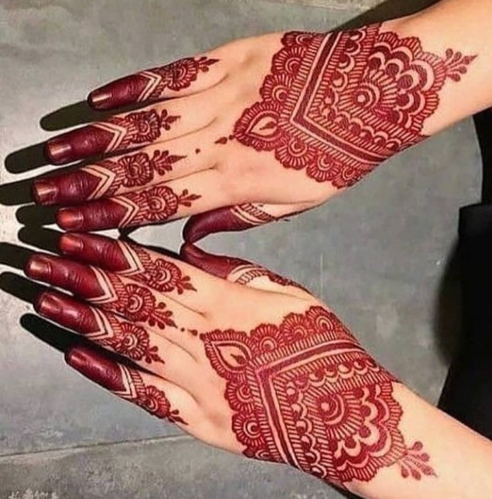 SIMRAN - Mehndi Artists in Harrow