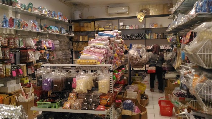 BAKER MART, ALAT2 KUE, Author: Rinie Ahmad